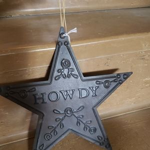 Metal "Howdy" Star